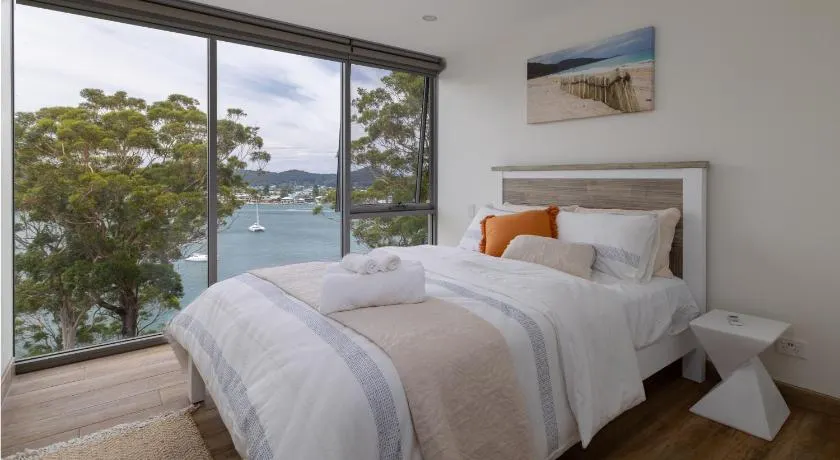 Coastal Views - waterfront guest apartment - Image 1