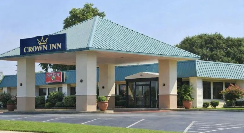 Crown Inn - Image 1