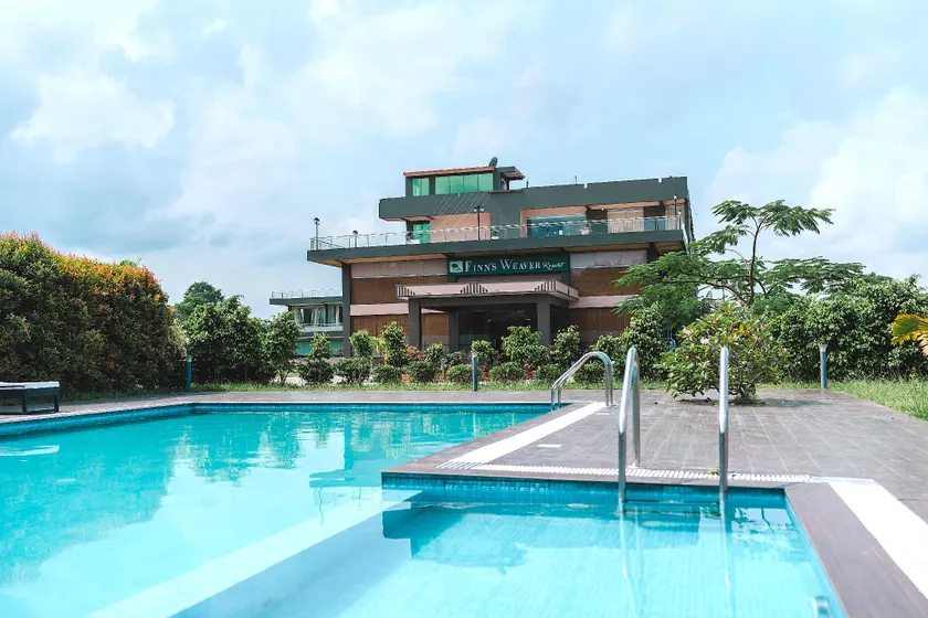 Finn's Weaver Resort - Image 1
