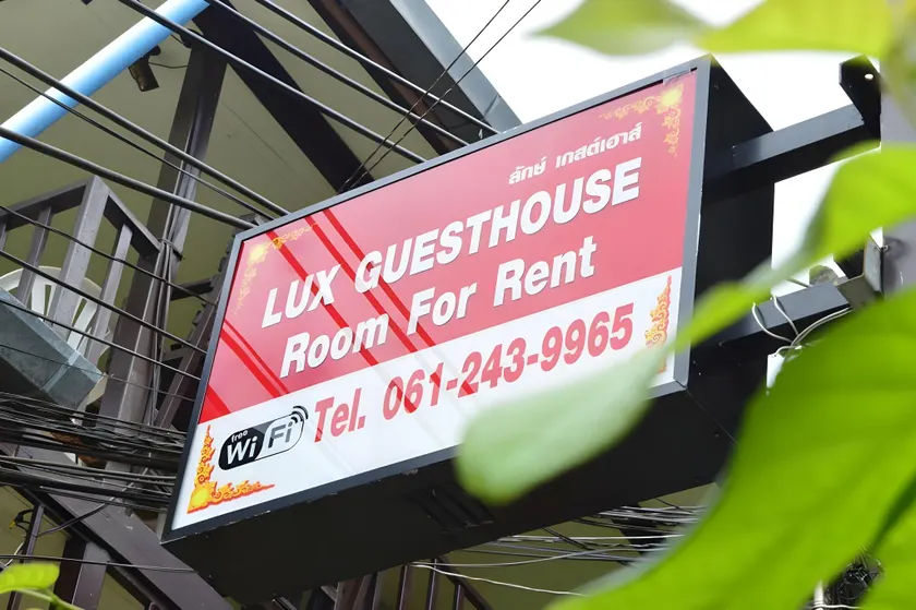 Lux Guesthouse - Image 1