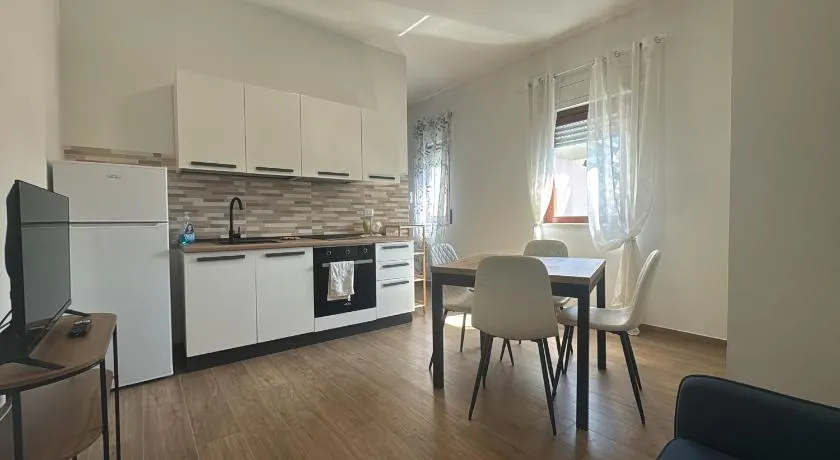 PiTer House - Luxury Apartments & Private Parking - Image 1