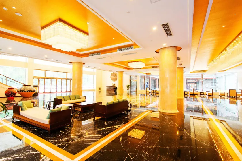 Kowloon Bashan Hotel - Image 1