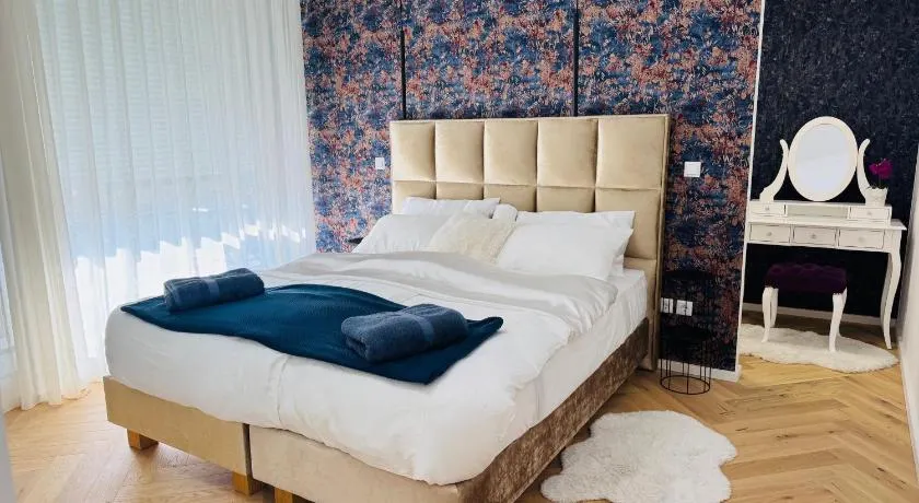 Apartma Tyrseva - Image 1