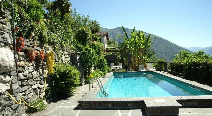 Casa Aries & Studio Aurora - mit Pool, in Cavigliano nur 8 km von Ascona und Locarno entfernt - Image 1