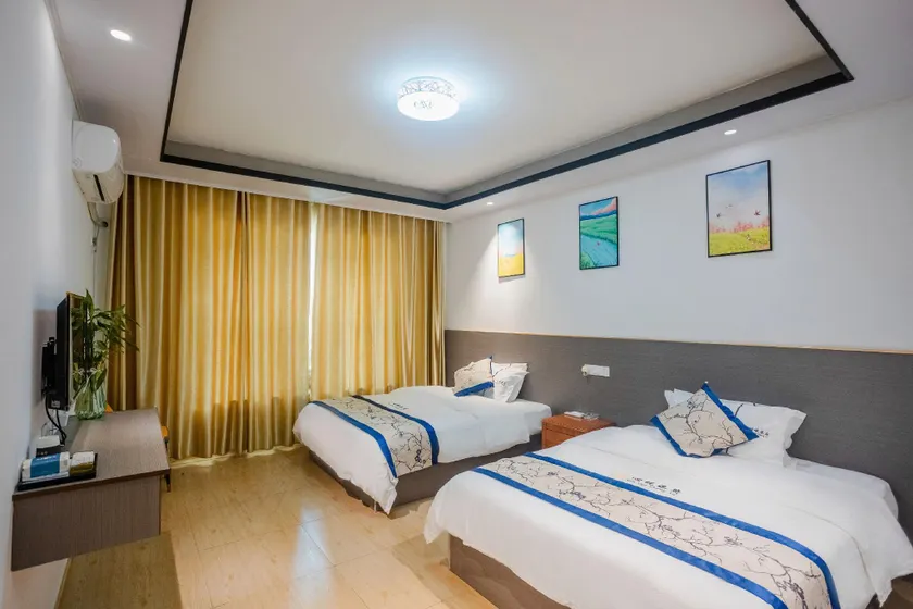 Xinyue Chengfu Homestay (Nanyue Hengshan Scenic Area Branch) - Image 1