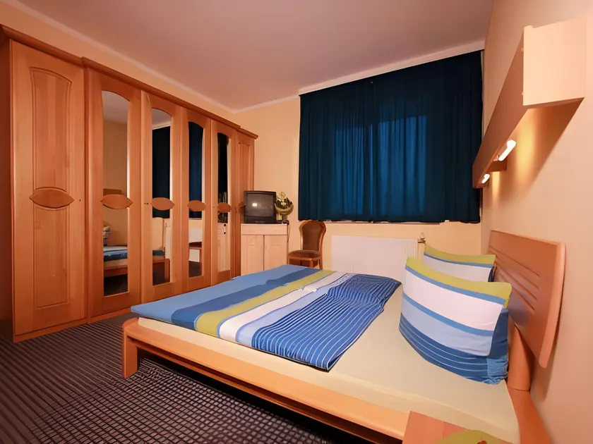 Hotel Sieme - Image 1