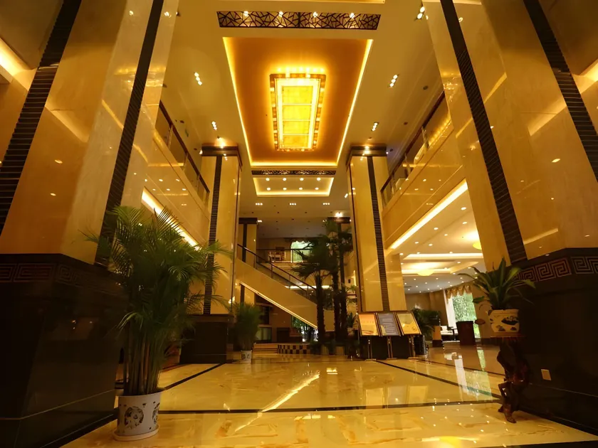 Tong Da International Hotel - Image 1