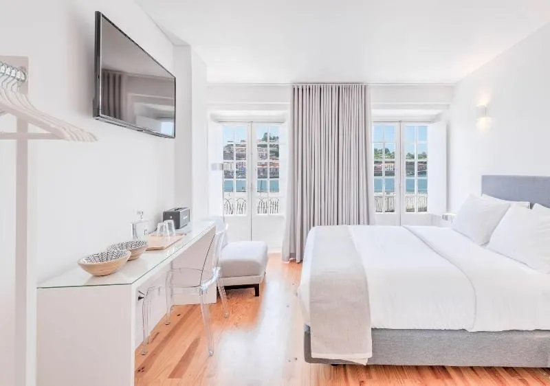 Miragaia - Riverside Suites - Adults Only - Image 1