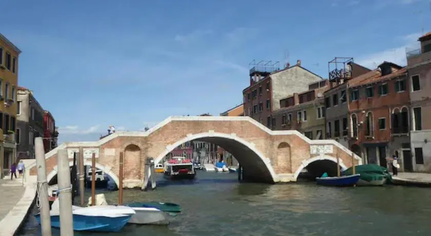 A due passi dall'antico Ghetto, sestiere di Cannaregio - Image 1