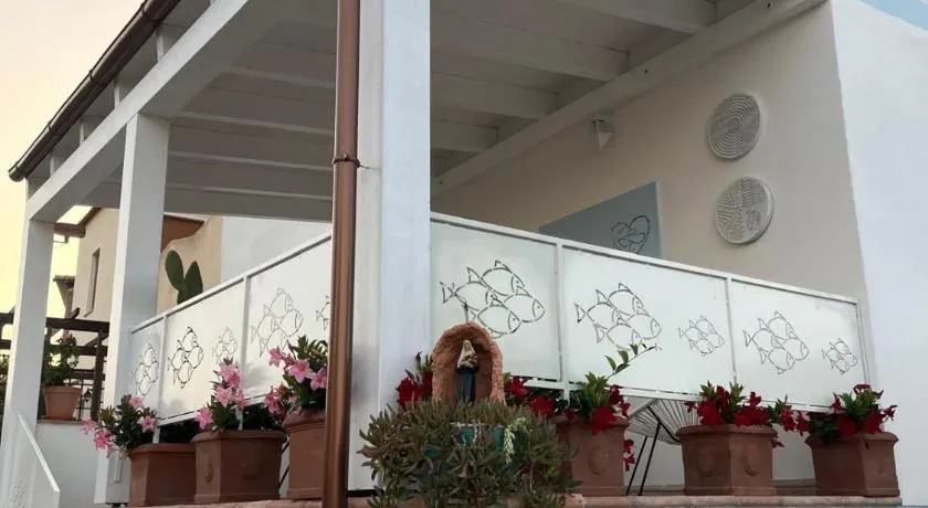 Rooms Apartaments Santa Teresa - Image 1