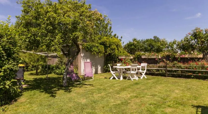 Location saisonnière: Gîte cosy avec jardin clos, proche plages et parc de Brière, wifi inclus! - FR-1-306-892 - Image 1