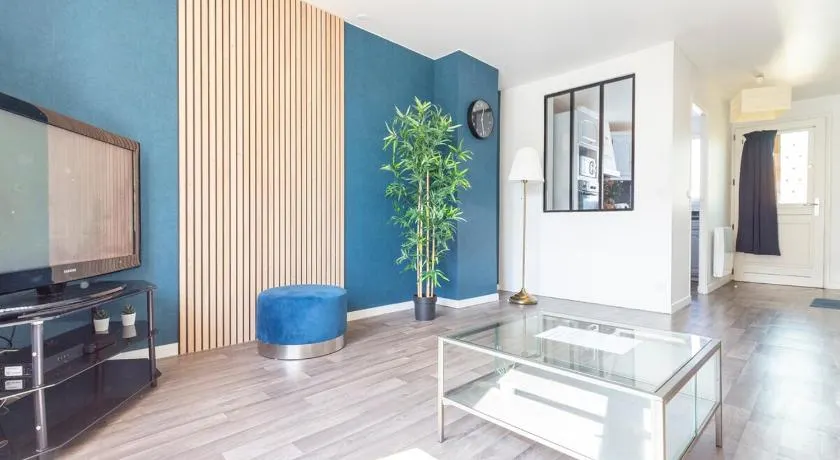 Exceptional duplex at Disneyland Paris - Image 1