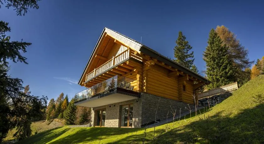 Chalet NON-SENS by L'Occitane - Image 1