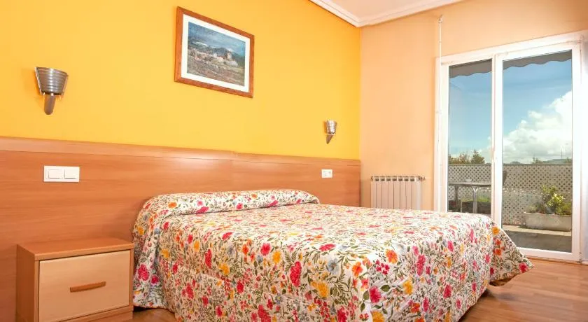 HOSTAL EUROPA pensión - Image 1