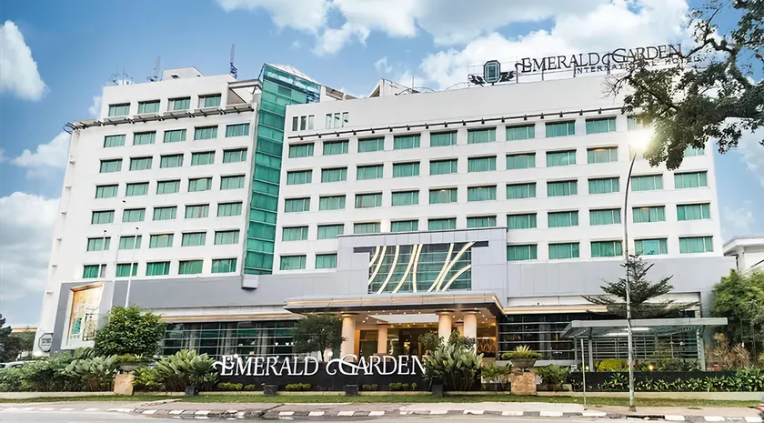 Emerald Garden International Hotel - Image 1