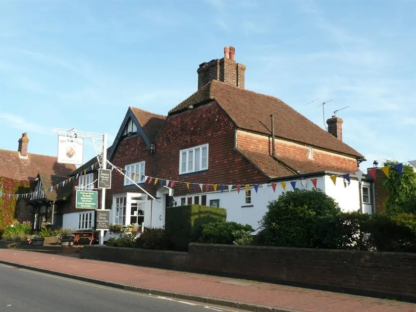 The Bear Inn and Burwash Motel - Image 1