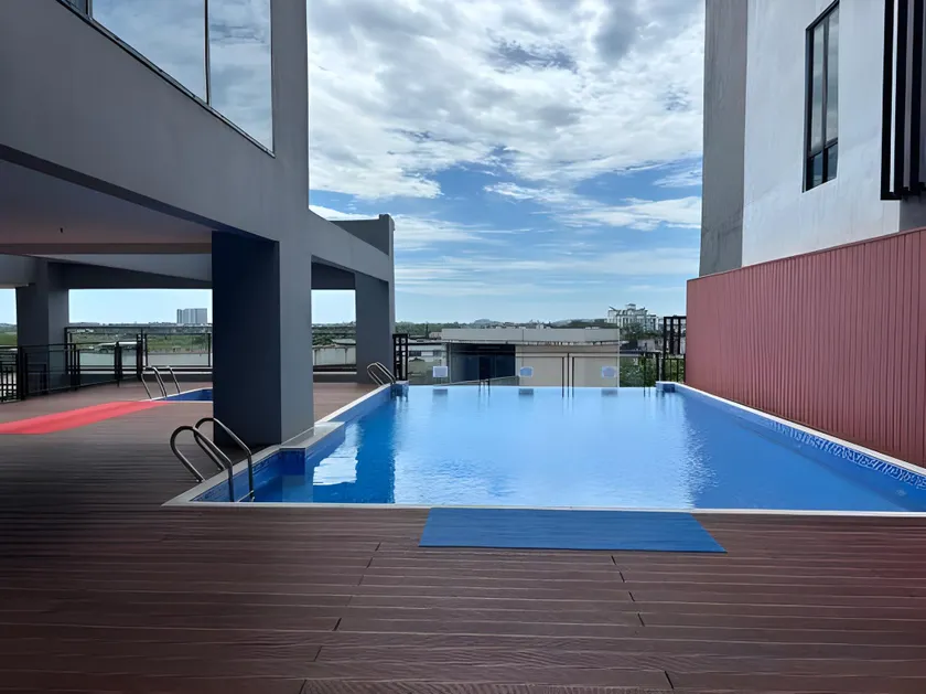 The MAJULAN Hotel - Image 1