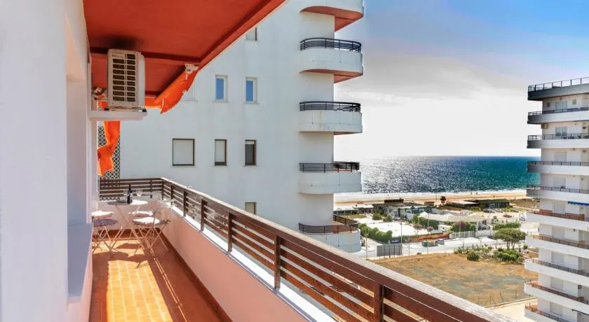 Apartamento nuevo junto a la playa , vistas al mar - Image 1