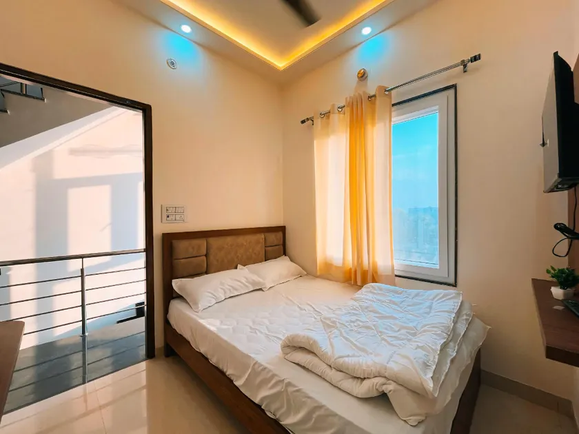 Hotel Pooja Jaipur - Image 1