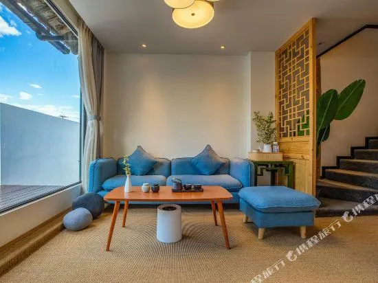 Lijiang Chiliu Art Hotel - Image 1