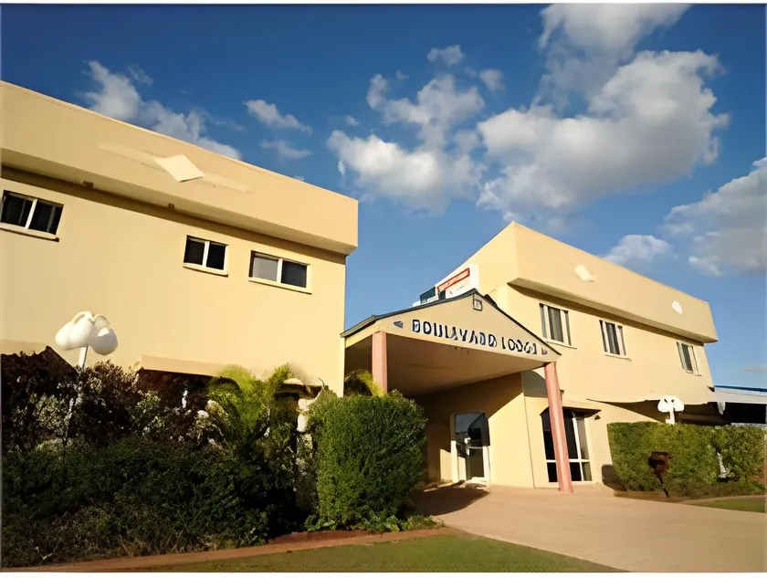 Boulevard Lodge Bundaberg - Image 1
