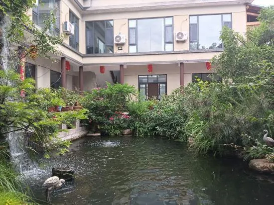 Runxin Guesthouse - Image 1