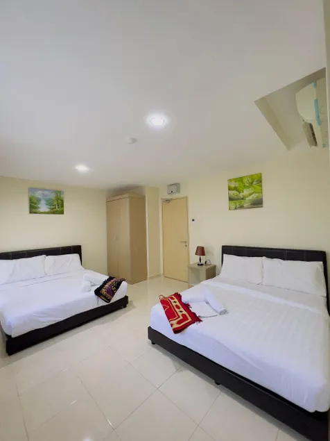 Noor Hotel Kangar - Image 1