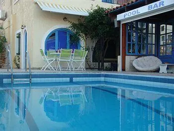 Maria Flora Apartments - Image 1