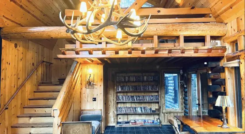 The Fireside Inn - Image 1