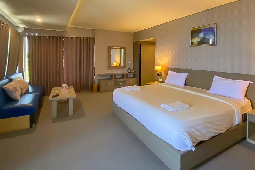 Grand Hills Hotel Near Ketapang Banyuwangi Mitra RedDoorz - Image 1