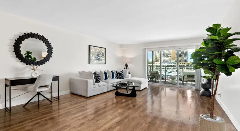 Serenity Over the Sails - A 2-Bedroom Escape w Stunning Marina Views - Image 1