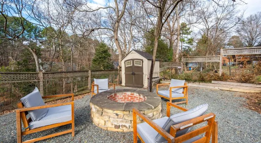 The Blue Haven Bungalow - Image 1