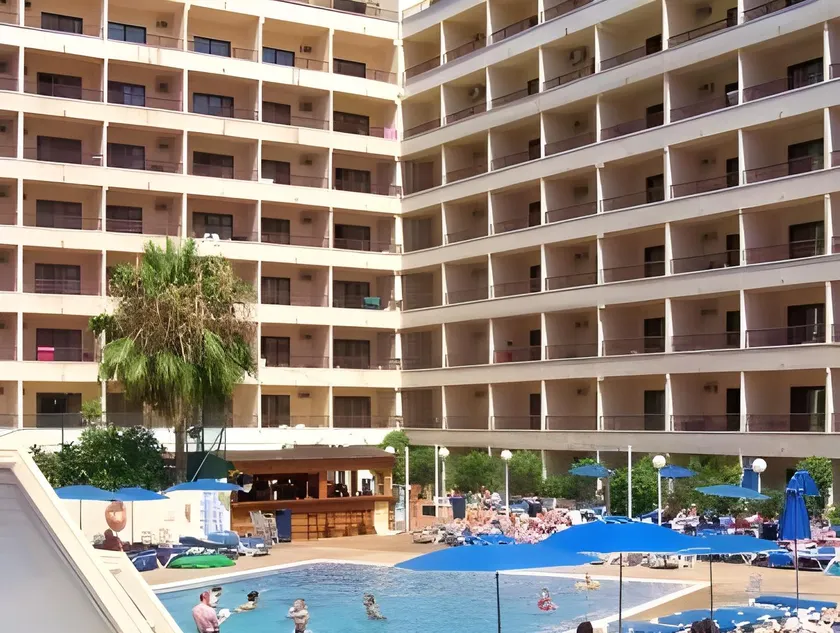 Hotel Presidente 4 sup - Image 1
