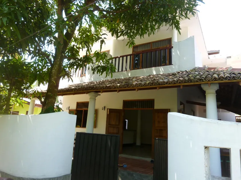 R Villa Unawatuna - Image 1