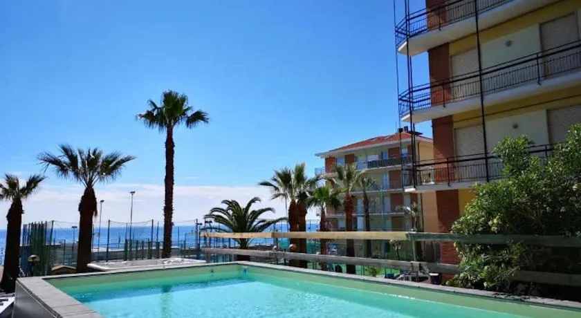 Hotel Lungomare - Image 1
