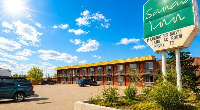 Sands Inn Rock Springs Near I-80 - Image 1