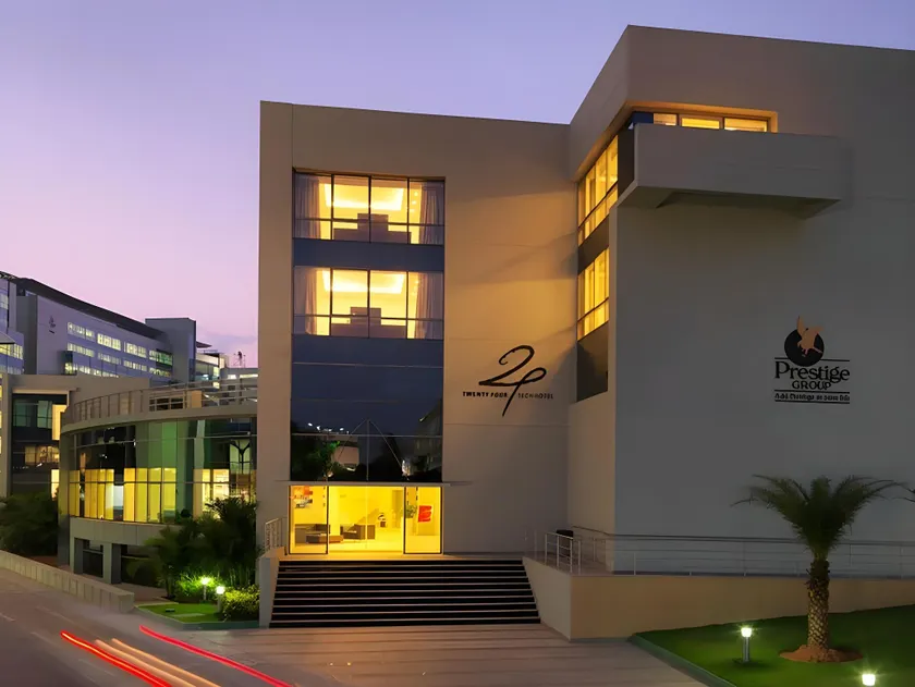 24 Tech Hotel - Image 1
