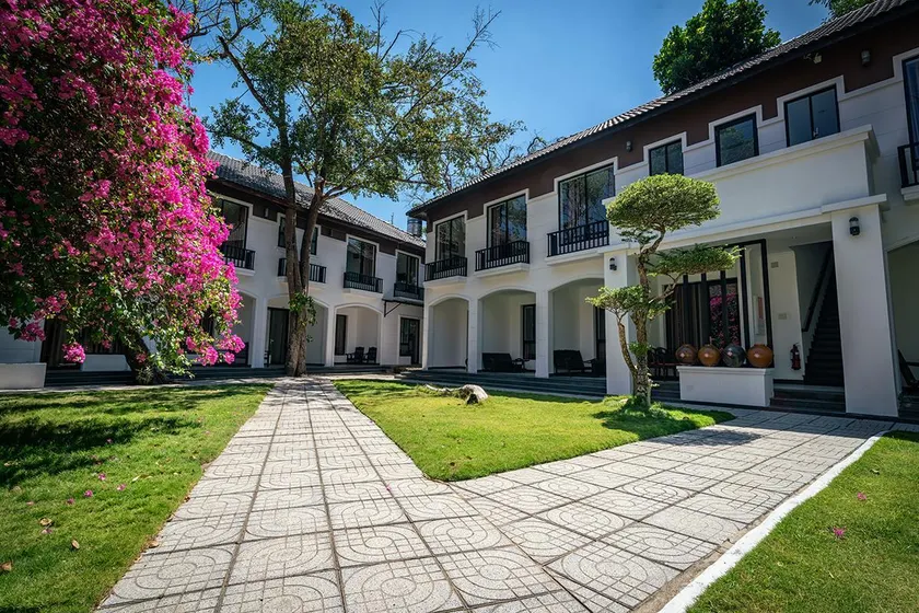 Ven Ven Hotel Ho Coc - Image 1