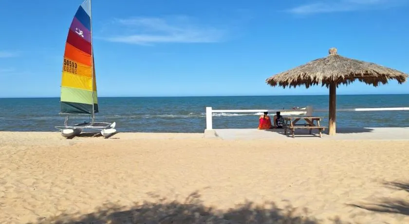#38 Bungalow Seaside Hotel & Victors RV Park - Image 1