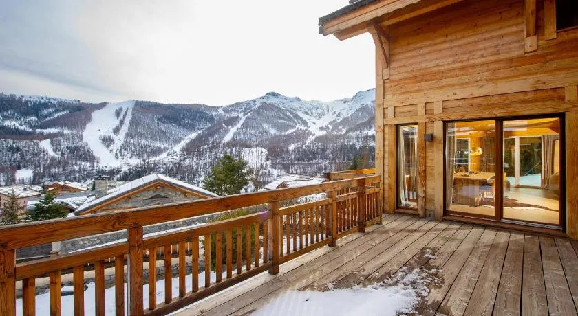 Chalet Gemme - Magnifique chalet piscine sauna - Image 1