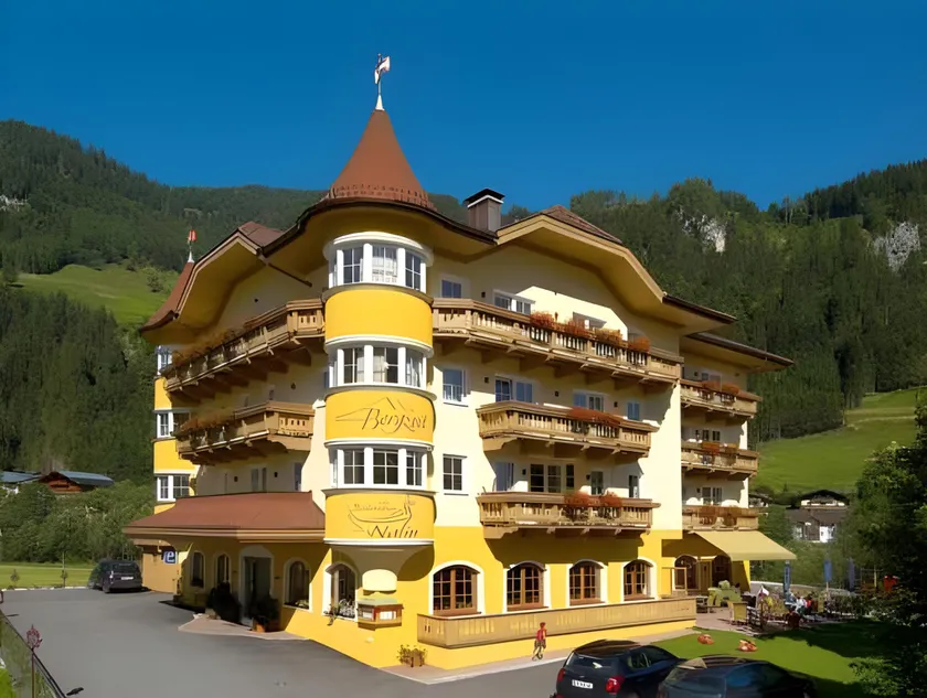 Boutique Hundehotel Bergzeit - Image 1