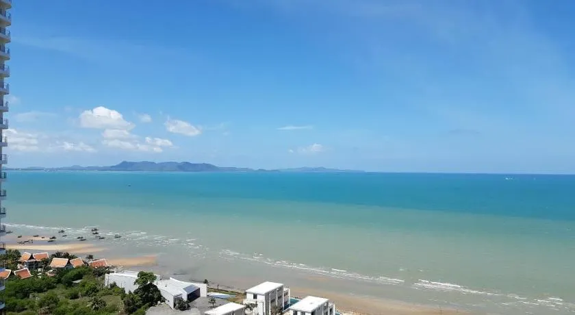 Veranda Residence pattaya By Sea - Image 1