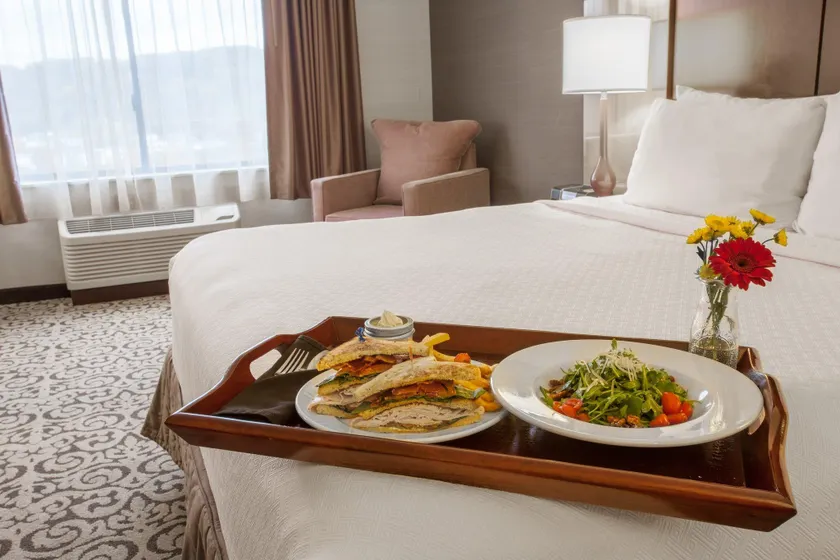Crowne Plaza Danbury - Image 1