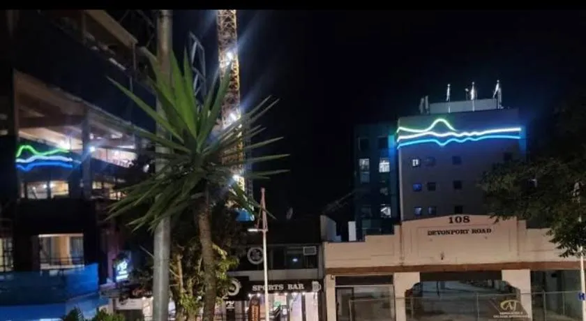 Loft 109 Backpackers Hostel - Image 1