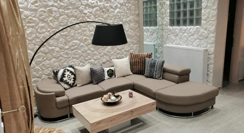 Olive Grove Deluxe apartment - Image 1