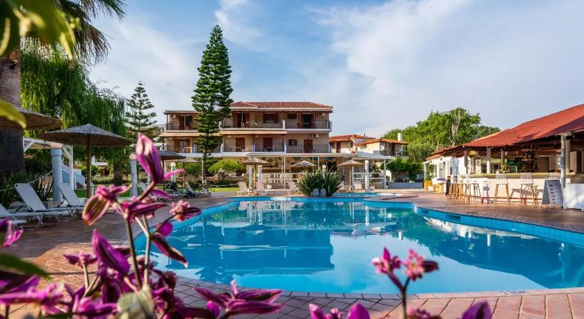 Almira Hotel - Image 1