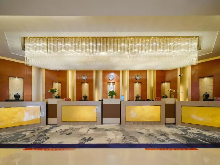 Sanlih International Hotel - Image 1