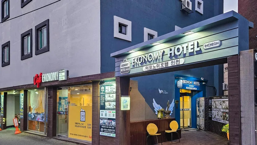 EKonomy Hotel Incheon Bupyeong Branch - Image 1