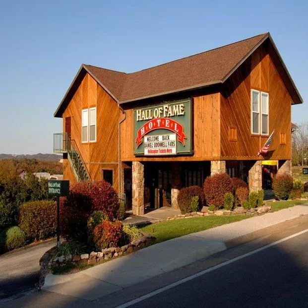 Hall of Fame Motel - Image 1