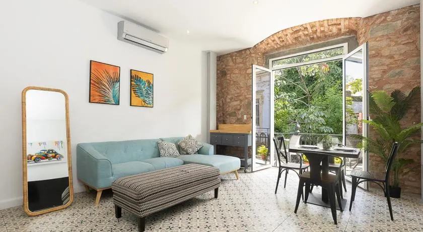 The Legacy Condo Casco Viejo - Image 1